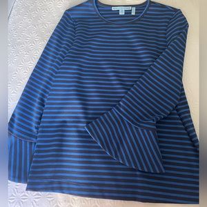 Draper James size small bell sleeve blouse